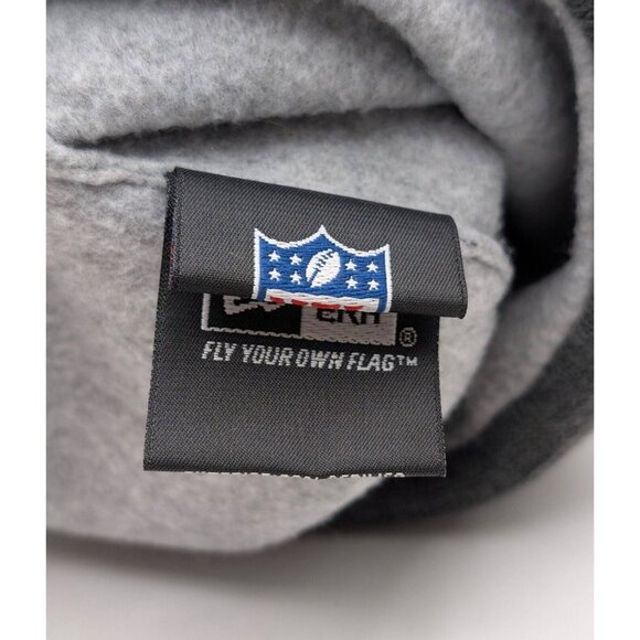 New England Patriots Winter Hat Pom Pom New Era NFL Football Beanie Red Gray O/S - Picture 4 of 5